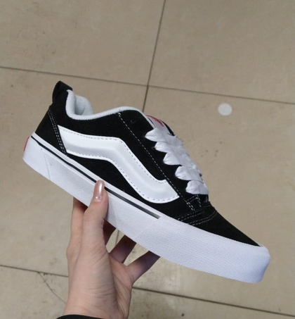 VANS Knu Skool "BLACK-WHITE"