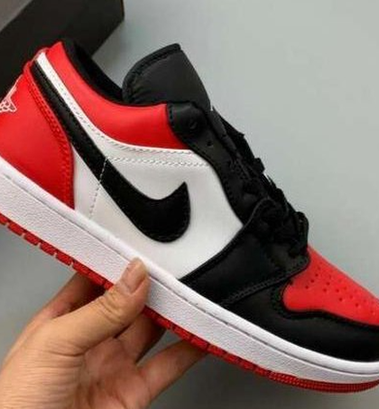 AIR JORDAN 1 LOW "GYM RED"