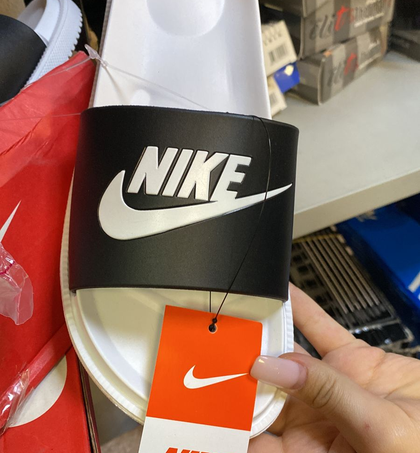 Тапочки Nike "White Black"